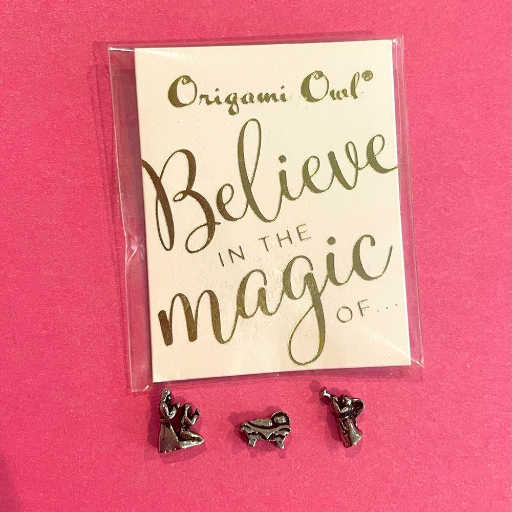 Origami Owl nativity charms